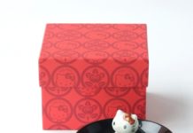 たち吉、「ハローキティ」コラボ第5弾として香立てを発売