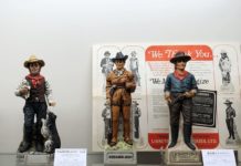 目でも陶酔できるウイスキーボトル展 横山美術館